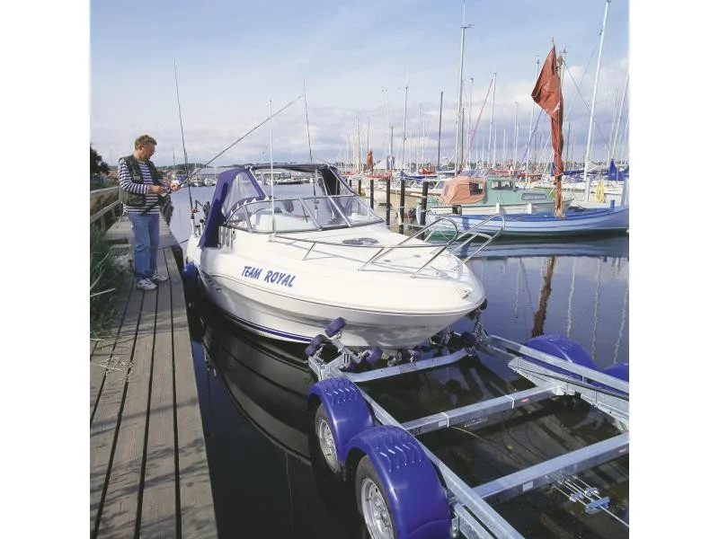 Remorque bateau 1800 kg – Double essieu – 16 rouleaux – Freinée