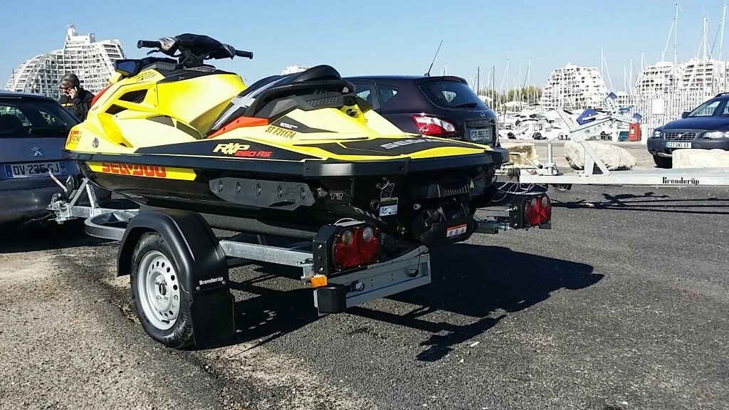 Remorque jet-ski Brenderup – PTAC 500 à 750 kg – Jusqu’à 4,50 m