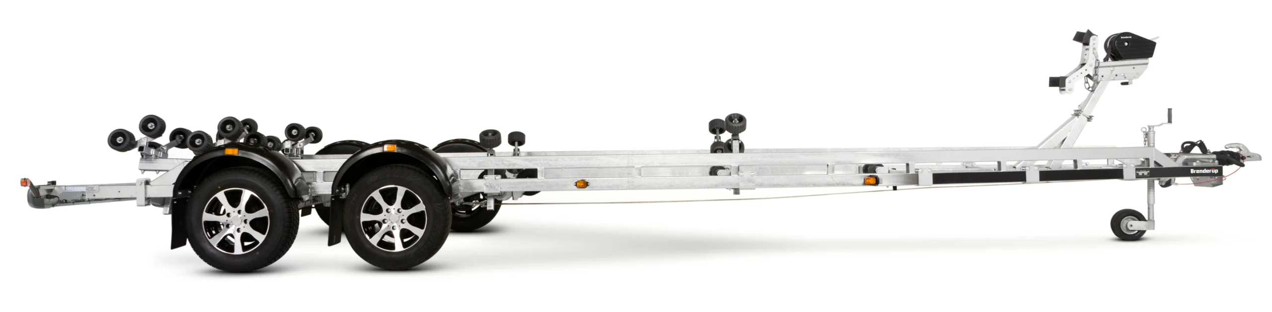 Remorque bateau 1800 kg – Double essieu – 16 rouleaux – Freinée