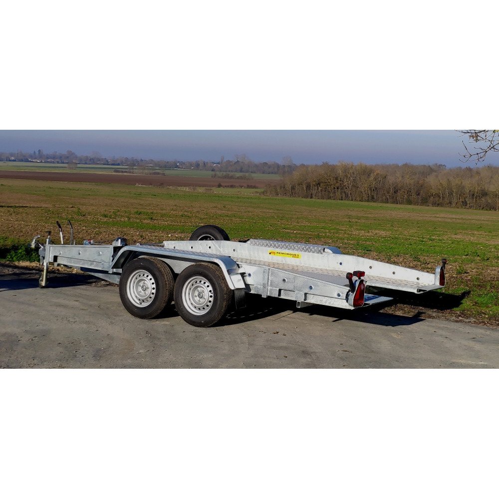 Remorque porte-voiture Wenus – 2700 kg – Plateau 410 ou 460 cm – Double essieu
