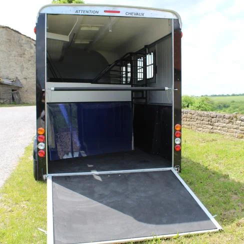 Van chevaux Cheval Liberté – 2 essieux – PTAC 3500 kg – Aluminium