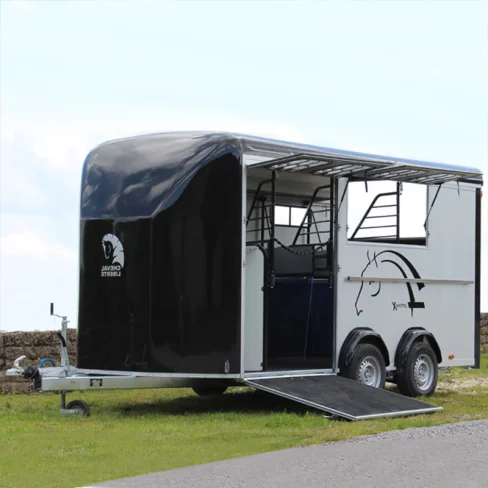 Van chevaux Cheval Liberté – 2 essieux – PTAC 3500 kg – Aluminium